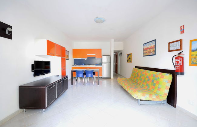 Nautilus Aparthotel - Photo 2