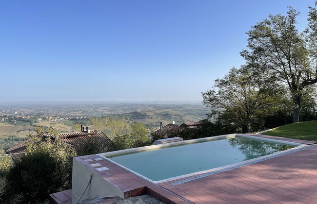 Gemmano's Villa With Pool and Vineyard - Foto 16