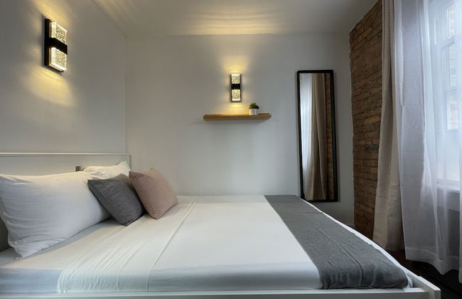 Hotel and the City-Midtown - Photo 24