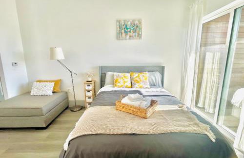 Newly Gated Stylish Steps to Hollywood 2B2B - Foto 34