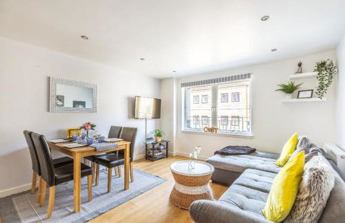 Cosy Apartment in Quiet City-Centre with Car Park - Foto 19