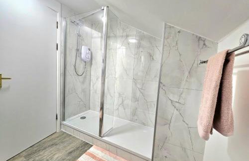 Inverness City Escape! - Foto 8