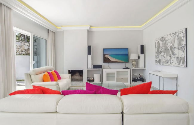 Elegant Villa Retreat - Foto 2