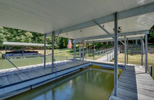 Private Dock & Game Room! Lake Hartwell Retreat - Foto 38