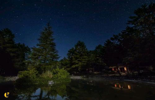 La cabaña del lago en ZAFIRO LAGUNAZO Parque Natural del Río Mundo - Foto 25