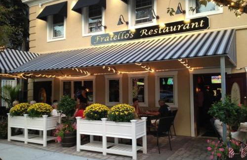 The Most Desired Summer Retreat with Private Pool Just 5 Minutes from the Beach - Foto 55