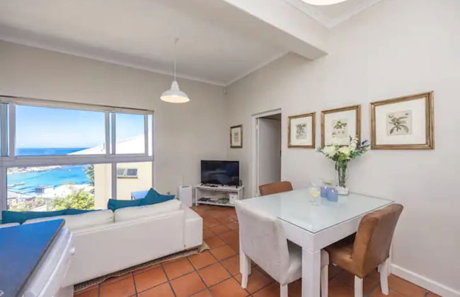 Perfect Getaway in Clifton - Photo 13