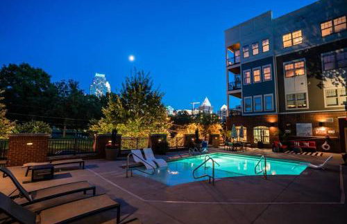 Uptown, Pool, Wine, Restaurants, BofA Stadium_307 - Foto 32