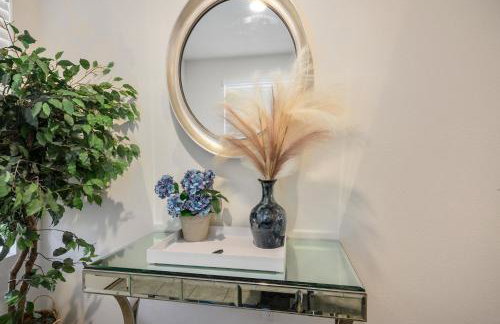 Relaxing Vegas Stay with BBQ & Games - Foto 51