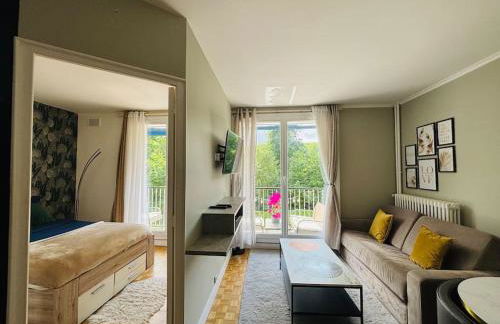 Proche Château de Versailles avec balcon vu sur une forêt et parking gratuit pour 5 personnes maximum - Foto 6