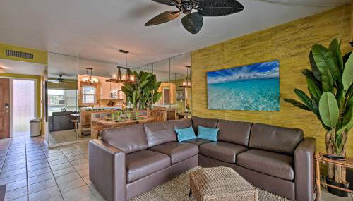 Relaxing Waterfront 2-Story Retreat with Pool Access - Foto 4