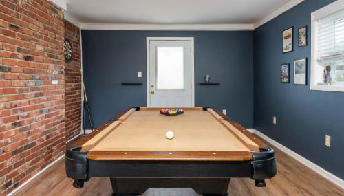 NEW Dragster Dream House - Game Room - Walk to the Speedway - Foto 4, Game Room