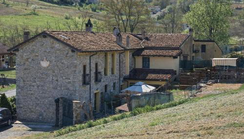 La Corte in pietra di Betty- Oltrepò Pavese - Pavia - Foto 3