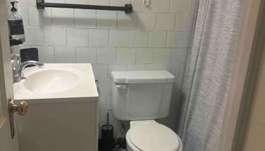 Roomy Oasis DC area pet friendly - Foto 4