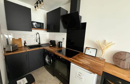 Évasion chic à Aucamville - Parking Privé - CLIM - Photo 8