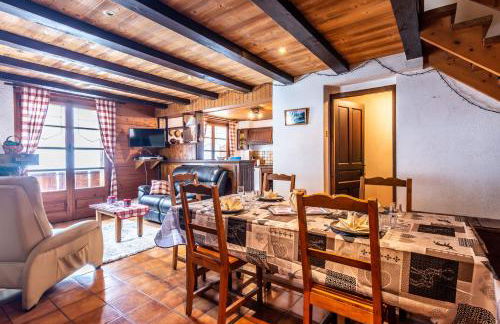 Beau chalet proche centre/pistes - Garage - Wifi - Foto 4