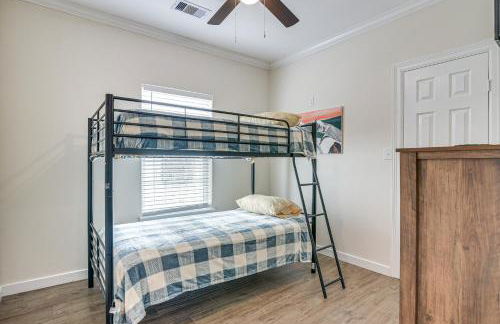 Walk to Beach and Moody Mansion Galveston Home! - Foto 18