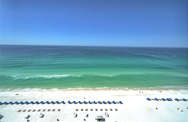 Stylish Oceanfront Condo with Beach and Picnic Area Access - Unit 1706 by RedAwning - Foto 32
