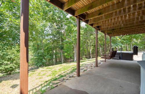 Secluded-Pvt Hot Tub-Free Daily Tickets-Walk to Table Rock Lake - Foto 37