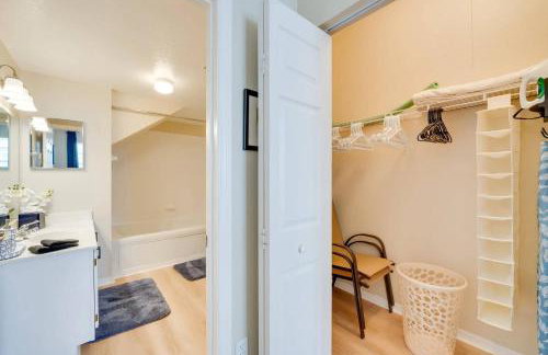 Haven Beautiful 3 BR TH in Gated Resort Community - Foto 17