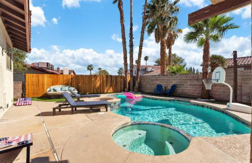 Strip-side Villa Pool, Mini Golf, Casino games - Foto 43