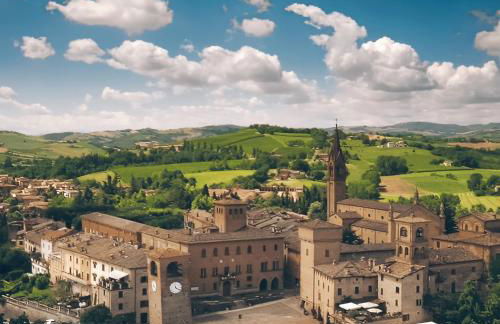 Little Home Italy - Photo 1