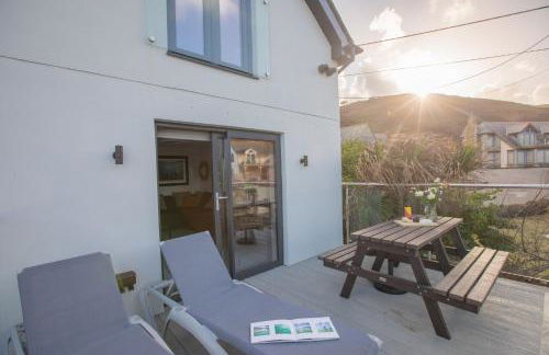 THE ANNEXE AT UPPER BEACH HOUSE - Photo 6