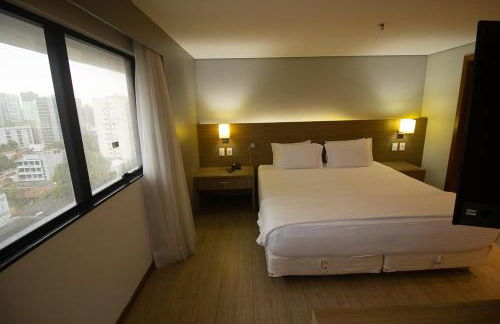 Luxuoso Flat No Hotel Radisson EXCELENTE LOCALIZAÇÃO - Foto 25