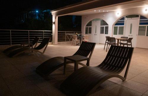 TSABAS BEACH SIDE APARTMENTS ΤΣΑΜΠΑΣ παραλιακά διαμερίσματα 1 - Foto 3