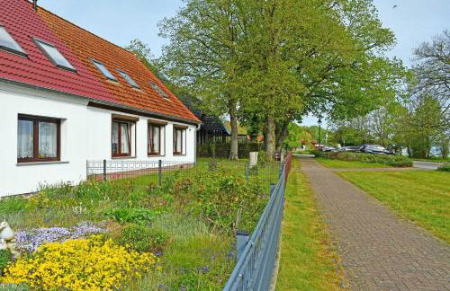 schoene Ferienwohnung mit Terrasse - Photo 1
