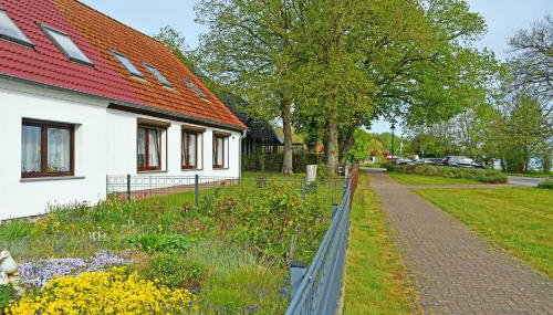 schoene Ferienwohnung mit Terrasse - Foto 1
