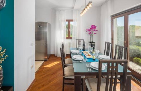 4 Bedroom Nice Home In Buje - Foto 29