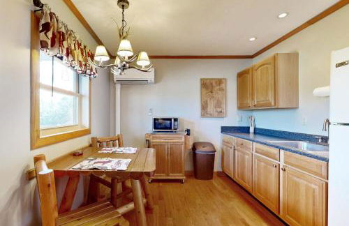 Pet-Friendly Lakeside Gem 4 Mi to Dtwn Murphysboro - Foto 6