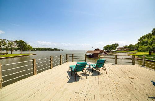 Live Lake Life! Enchanted Oaks Gem with Private Dock - Foto 32