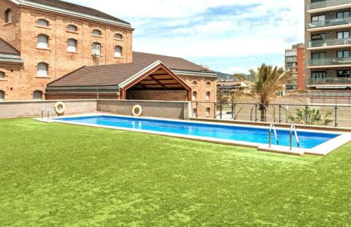 Great apartment with a pool on the beach in Barcelona - Photo 9