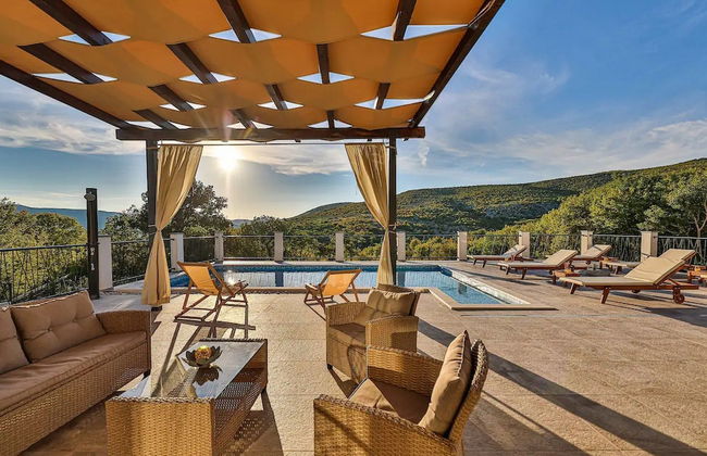 Luxurious Sanctuary Villa Primorski Dolac With Pool - Foto 19