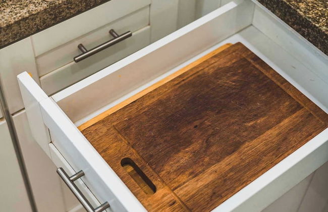 Spacious Retreat w Modern Decor and Private Yard - Photo 27