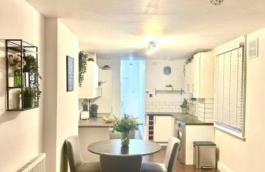 Amazing location 20 min to center - Foto 11