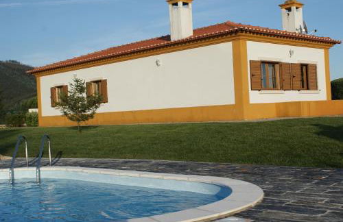 Casa da Eira em Dornes - Casa de campo familiar com piscina - Foto 2