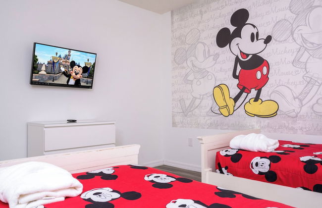 Lake View Home With Private Pool at Bella Vida 91 - Foto 3