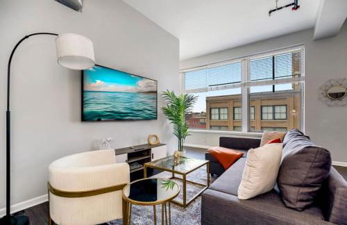 Chic 2BR-Parking, Rooftop,Near Arrowhd & TMobile - Foto 73