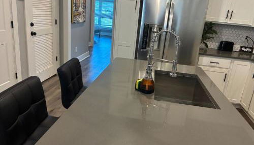 Modern Near Downtown Hospitals Greenville Stay - Foto 4