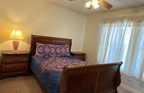 Family Vacation Home in Quiet Community with Private Pool and Spa - Foto 38