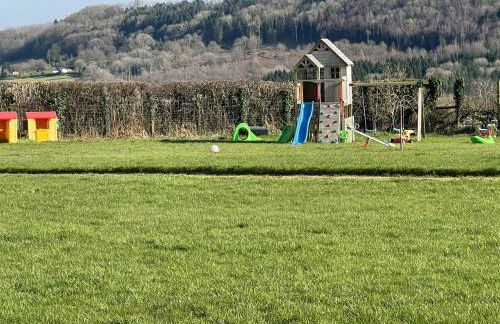 Blackthorn Meadow - Photo 10