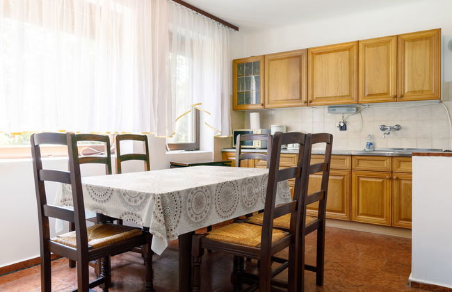 6 bedroom House in Balatonfenyves with garden and terrace - Photo 5