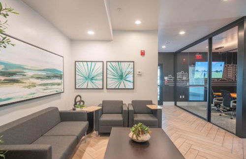 Family Getaway Near Grayhawk Golf , Parking - N244 - Foto 26