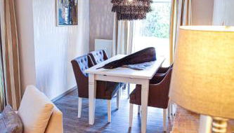 Liebevoll eingerichtete Wohnung mit Terrasse - Foto 4