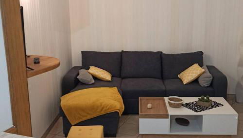 Petite maison de bourg proche A84 - Foto 3