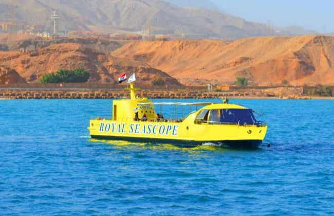 Paseo en barco con fondo de cristal - Foto 1