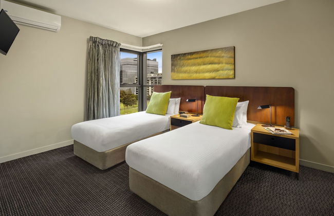 Quest Docklands - Photo 21